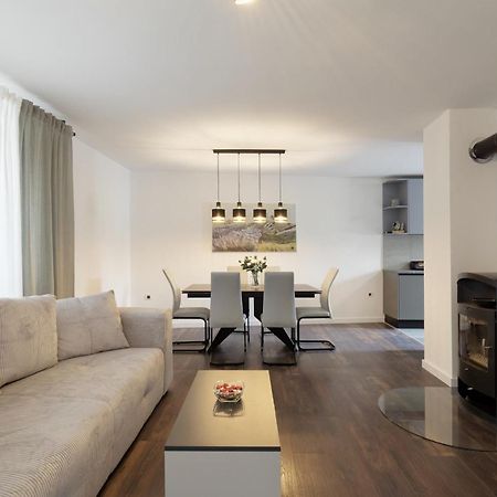 Apartment Larissa By Rent Istria Višnjan Eksteriør billede